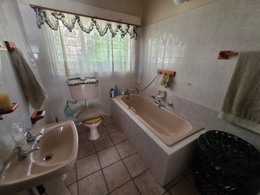 3 Bedroom Property for Sale in Vaalpark Free State